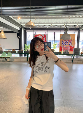 手绘线条小狗白色正肩短袖t恤女夏季修身显瘦百搭半袖体恤上衣服