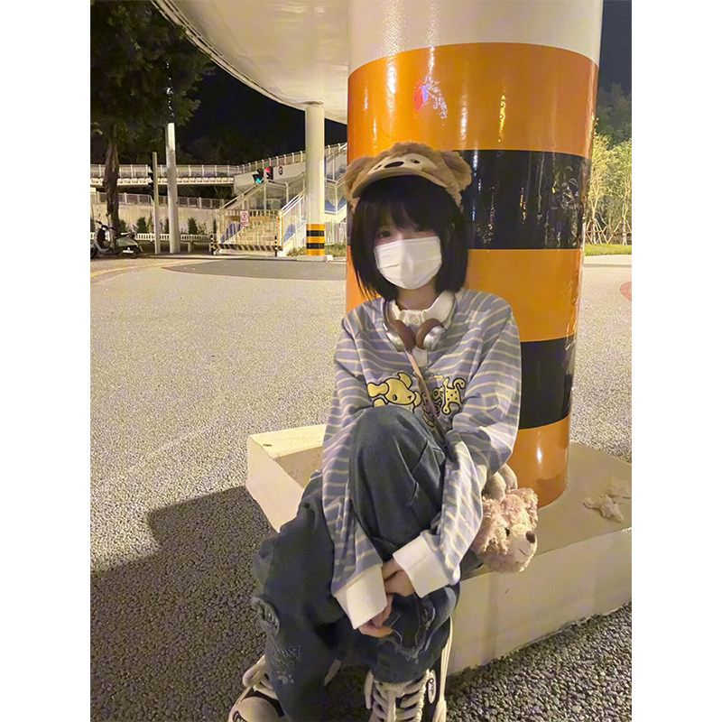 蓝白条纹宅萌可爱条纹长袖t恤女图片