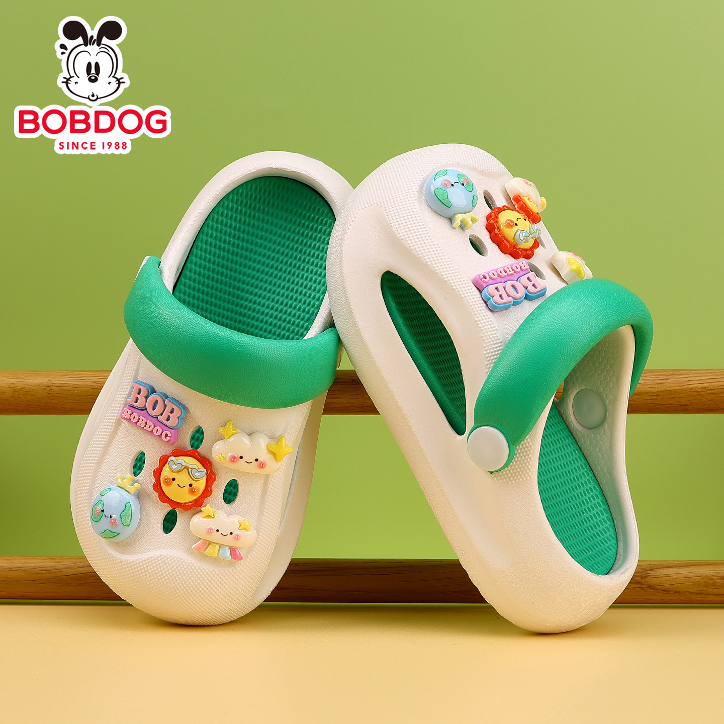巴布豆儿童洞洞鞋男童女童舒适男宝拖鞋防滑包头童鞋夏季2026新款