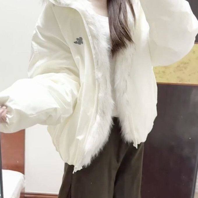 小个子学院时尚风米白毛毛棉服女