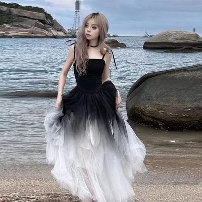 法式轻奢重工黑色渐变网纱蓬蓬裙