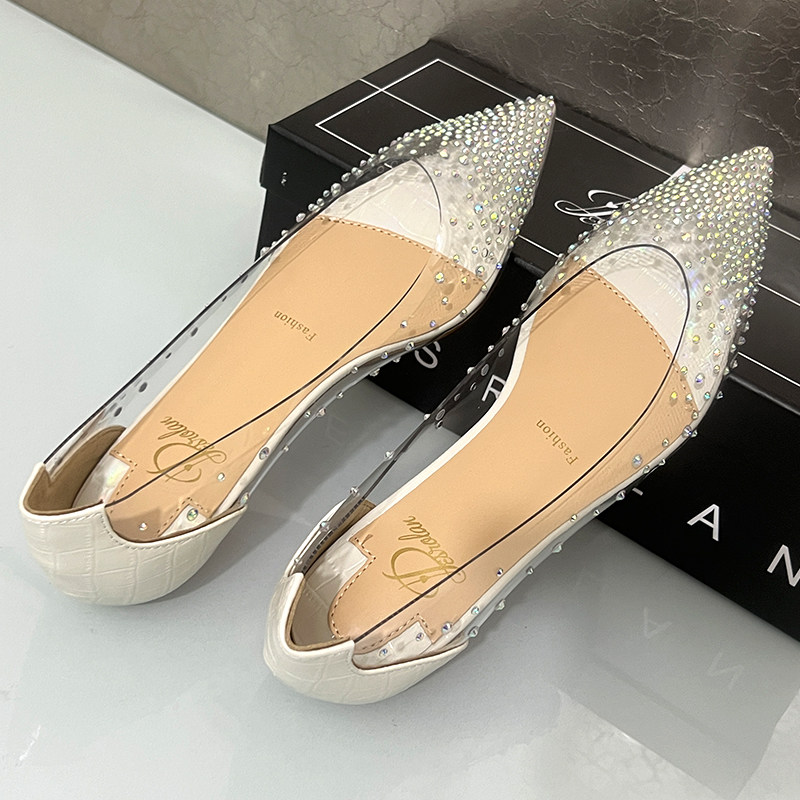 2026年夏季新款水钻透明平底鞋女浅口尖头仙女风百搭一脚蹬水晶鞋