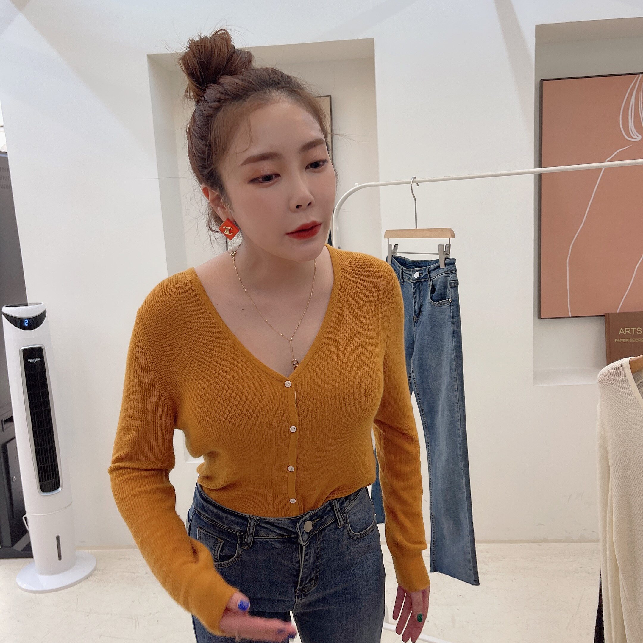 Ace韩国欧尼21秋季新款开衫上衣女韩版时仁显瘦百搭v领长袖7231 美家美居网