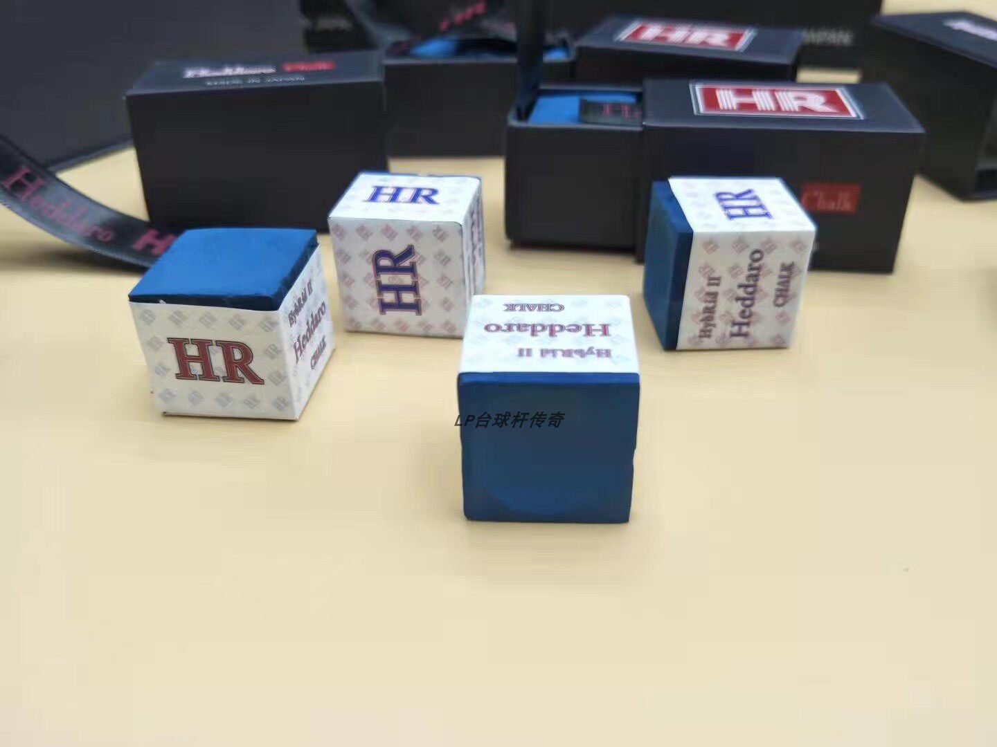 hr二代巧粉台球杆蓝色油性私人职业高级巧粉台球巧克粉单粒包邮