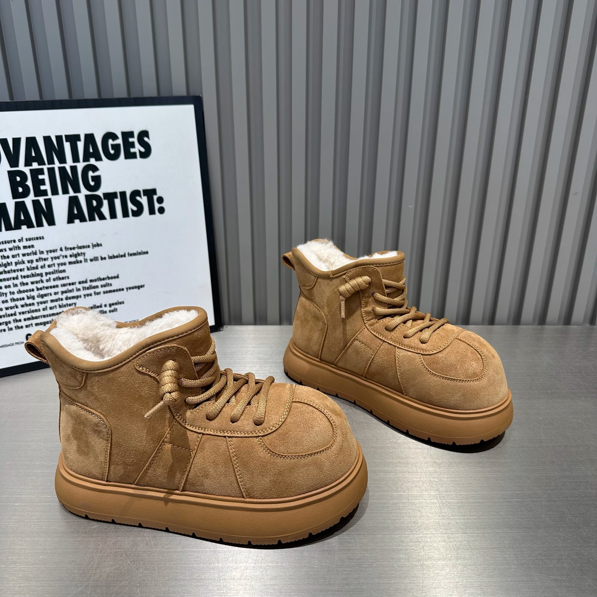 爆款时尚大头厚底高帮雪地靴女2025秋季新款系带短靴潮加绒加厚