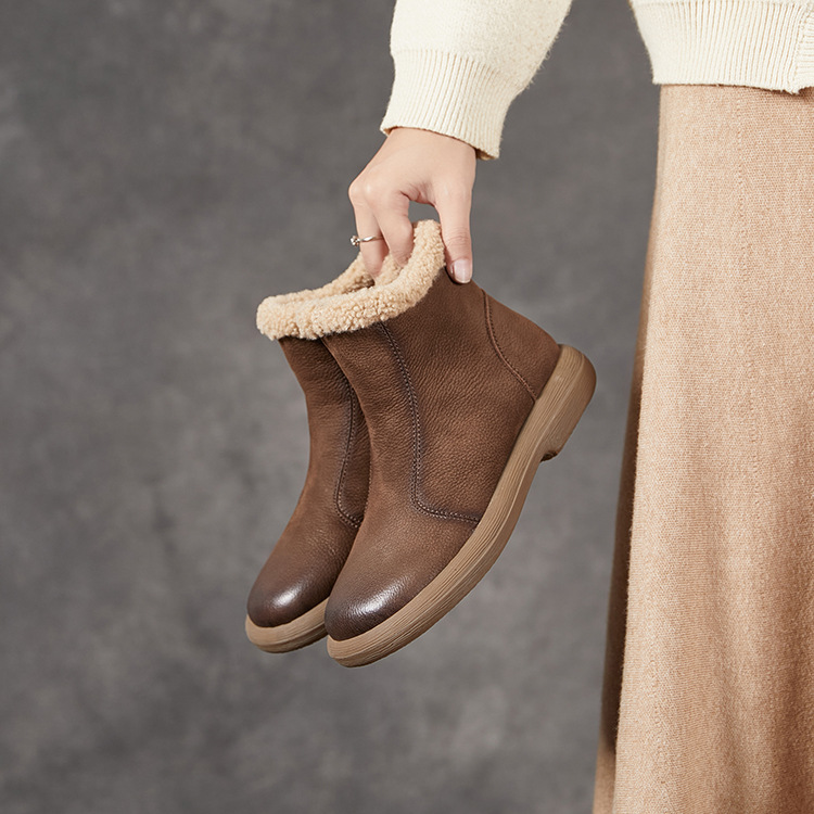 冬季新款头层牛皮雪地靴女加厚仿羊羔绒内里休闲百搭棉靴子中筒靴