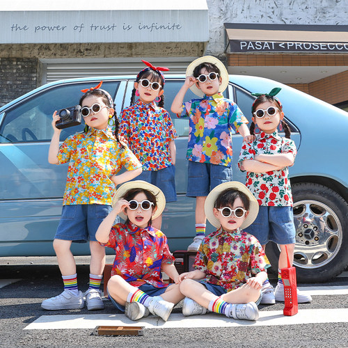 复古儿童港风演出服小学生花衬衫运动会表演服幼儿园毕业拍照班服