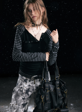 CestNous 朋克黑灰撞色条纹插肩长袖T恤女秋卡其棕修身内搭打底衫