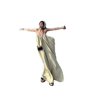 马尔代夫海边旅游度假沙滩裙女高级感超仙宽松大码露背吊带连衣裙