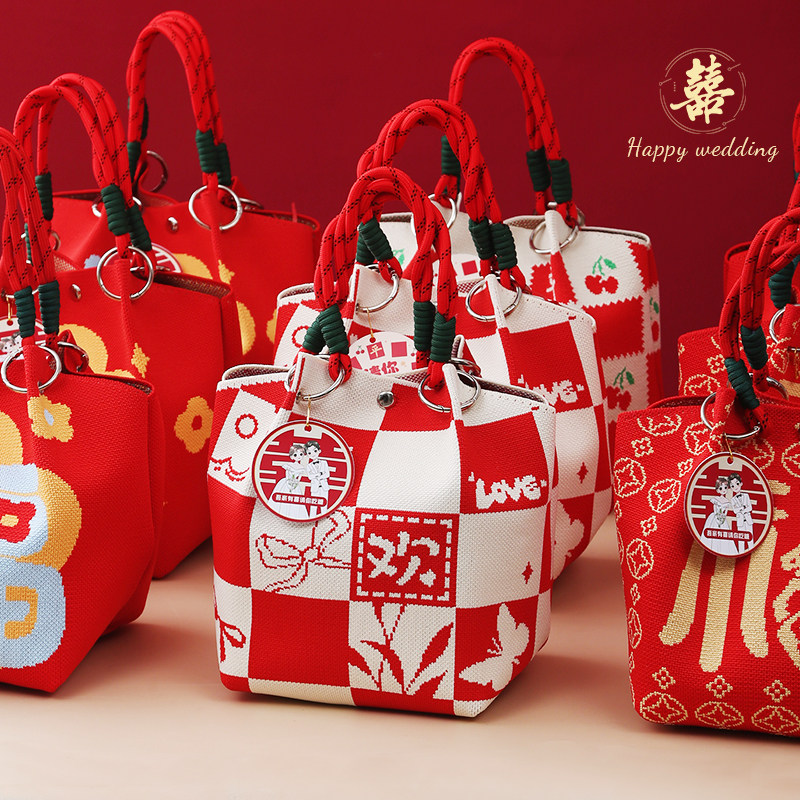 高级结婚喜糖成品礼盒装含糖伴手礼订婚糖果专用礼包送宾客回礼