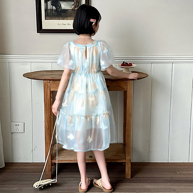 碎花裙儿童休闲高端精致夏季ins风2025服饰连衣裙简约网红森系