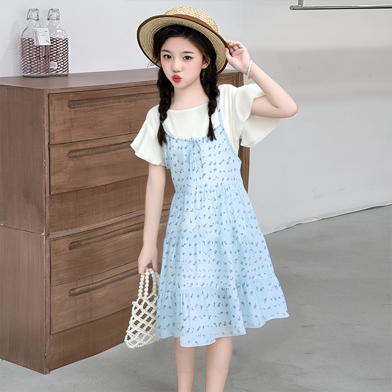 少女森系连衣裙夏夏新夏潮潮款碎花裙夏装百搭新款精致经典小翠花