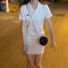 白色初恋t恤裙中长款小个子甜美polo连衣裙收腰女夏2020新款法式