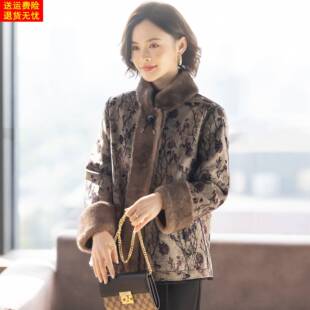 妈妈冬装加厚外套2025新款50多岁洋气时尚中老年人女士冬天上衣服