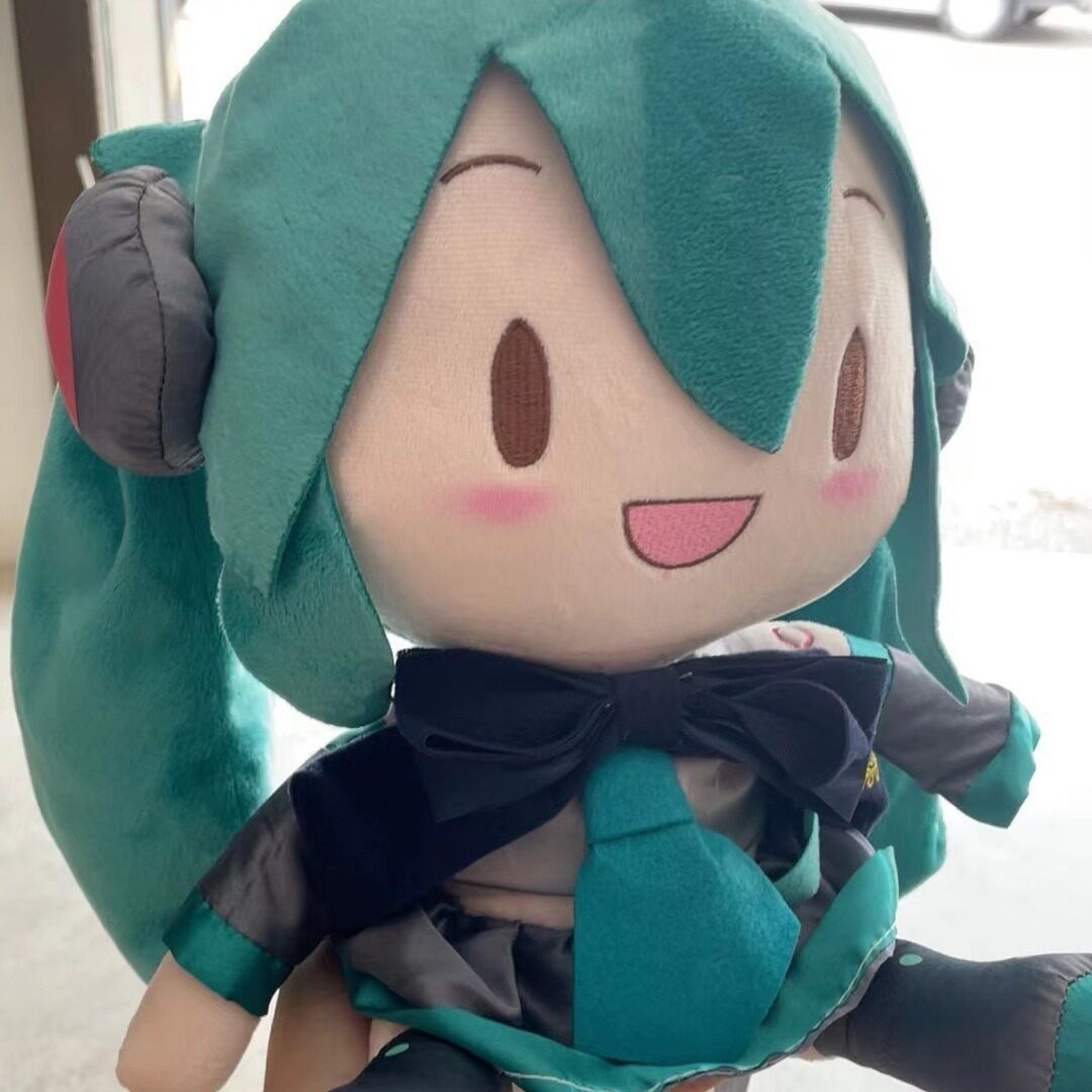 正版同款现货初音未来玩偶抱枕经毛绒/玩偶/公仔/布