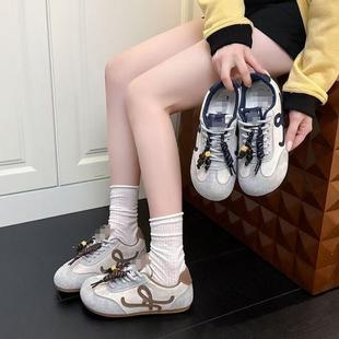 225新款 女款 秋复季 底流0苏运动子鞋 爆款 百搭休闲鞋 古软平底德训鞋