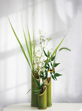 竹筒插花瓶摆件绿色竹子花艺竹节幼儿园环创婚庆装饰布置竹筒花器