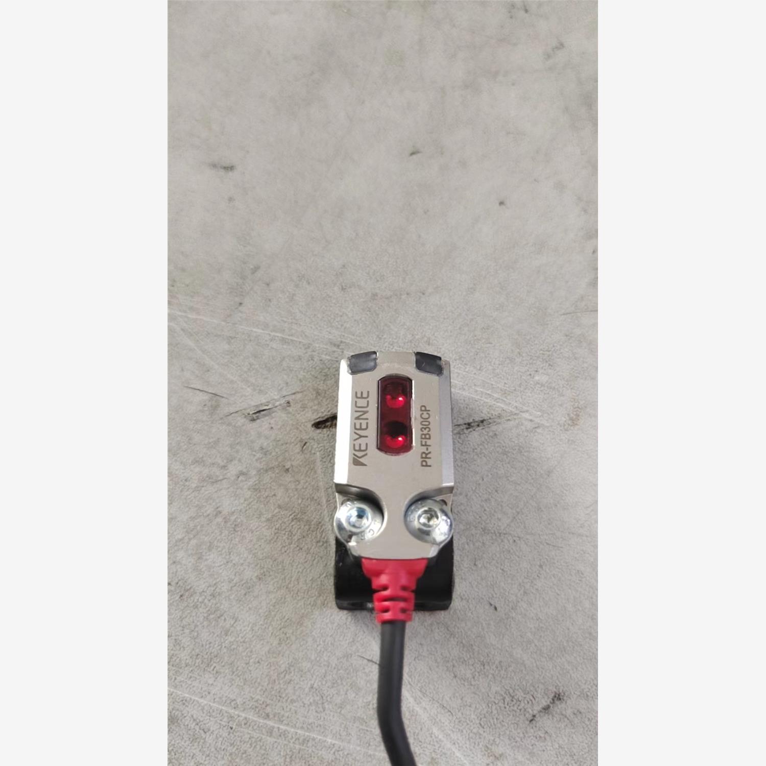 全新/二手基恩士PR-FB30CP光电传感器，实物图片，只有，议价商品