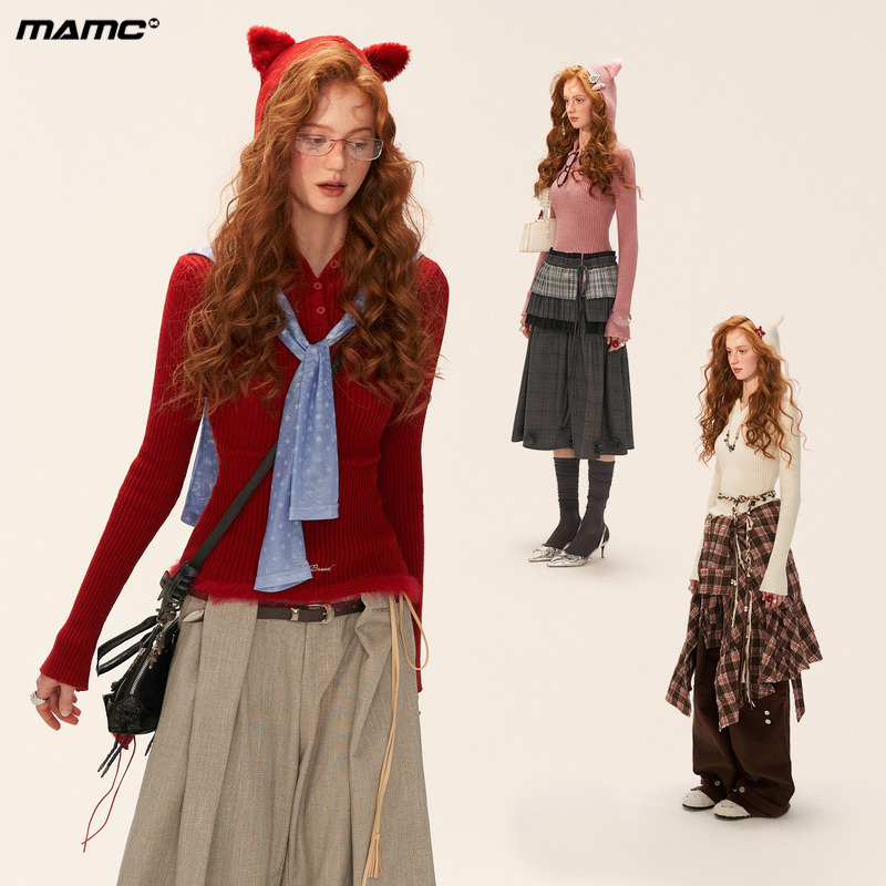 MAMC绒毛猫耳连帽坑条毛衣