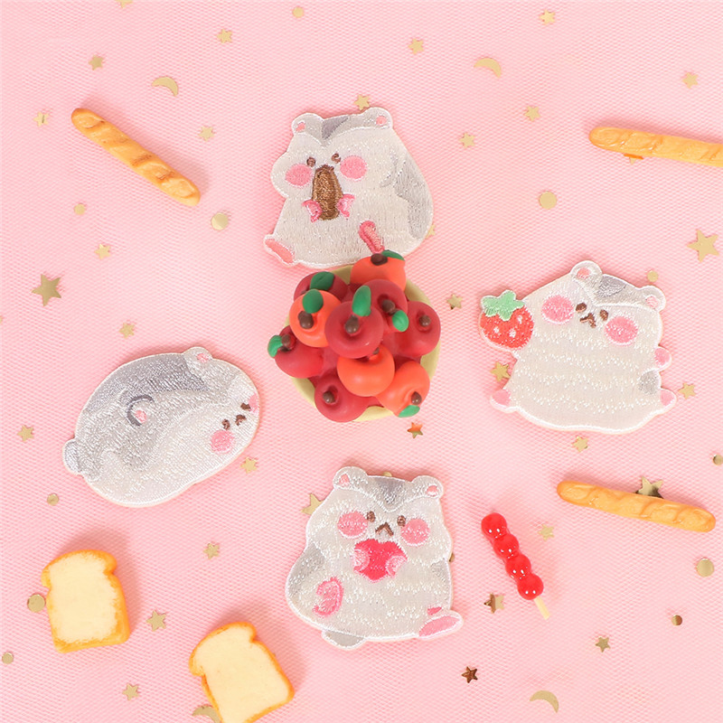 小仓鼠可爱卡通布贴衣服补丁贴刺绣贴儿童羽绒服破洞自粘免缝贴布