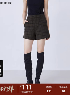 S·DEER圣迪奥女装冬季时尚休闲撞色格纹毛呢A字短裤S21480901