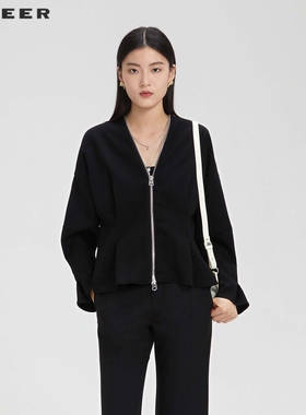 sdeer圣迪奥女装秋立领格纹压褶宽松短款外套S231Z2226