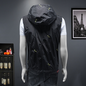 2024春装 男士连帽刺绣马甲背心 M-5XL 9002-P145 假模图图片