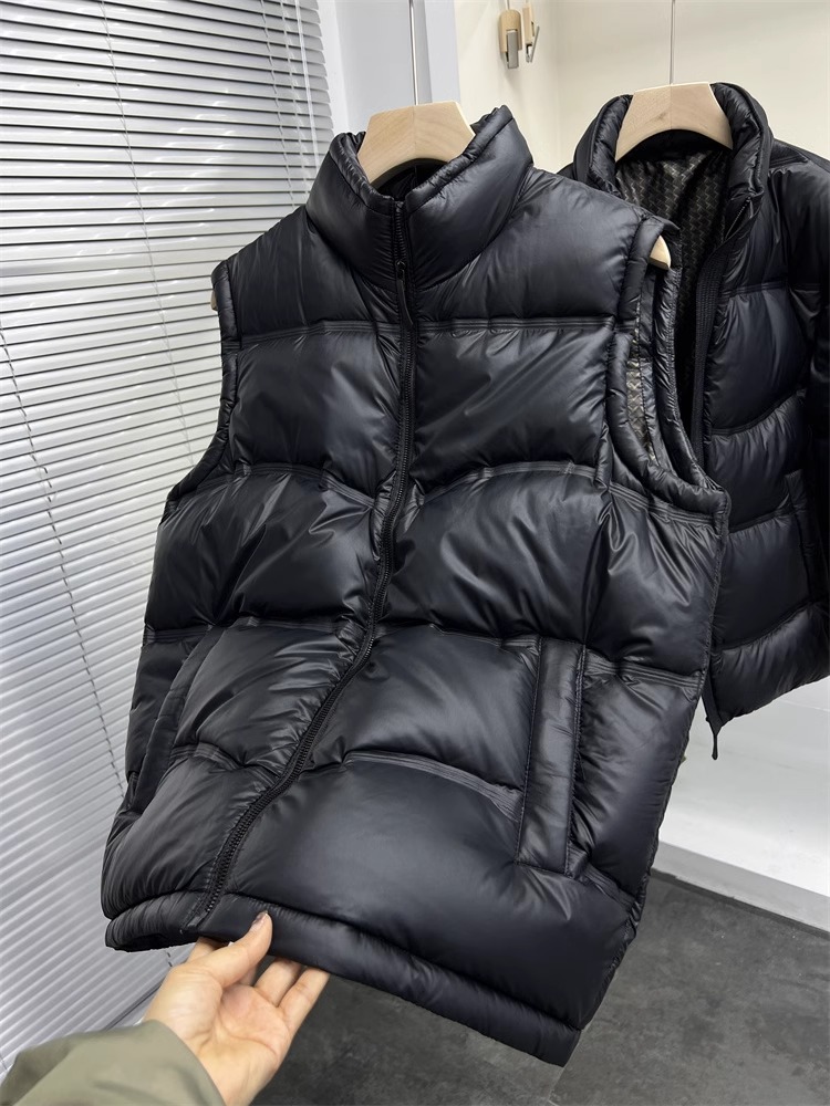 GOOMILLEE高端白鸭绒羽绒马甲男士2025秋冬新款保暖时尚立领外套
