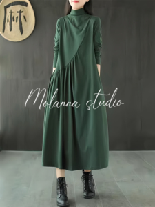Molanna长袖连衣裙女春秋装新款宽松大码覆古大裙摆半高领长裙子