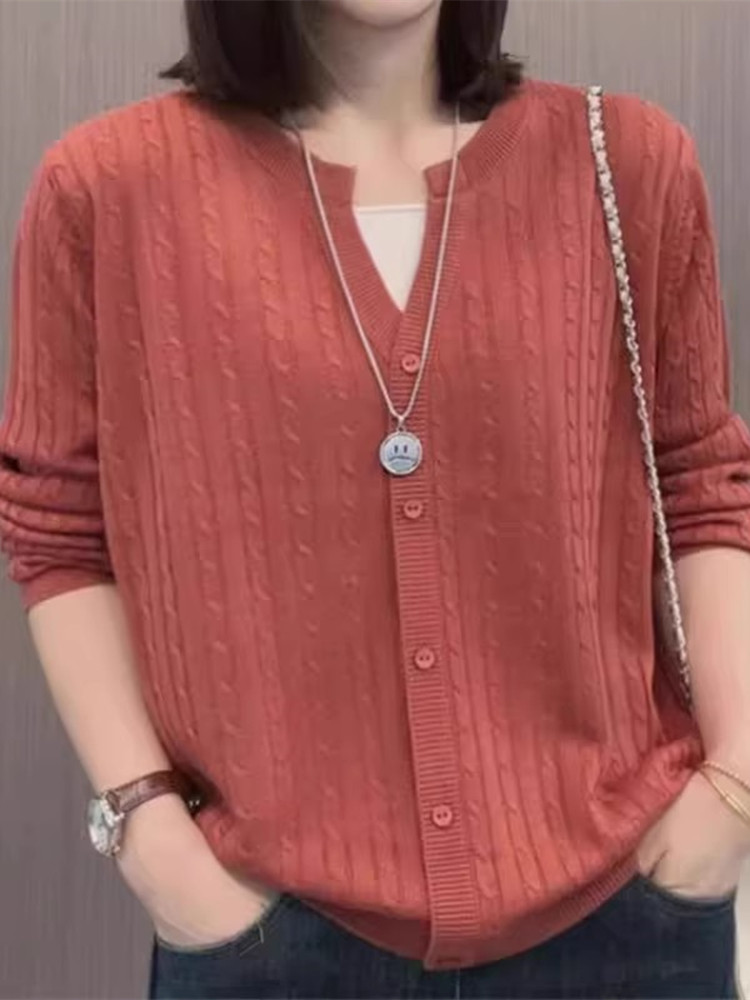 假两件长袖针织衫女春秋装新款时尚休闲减龄女士圆领外穿毛衣上衣