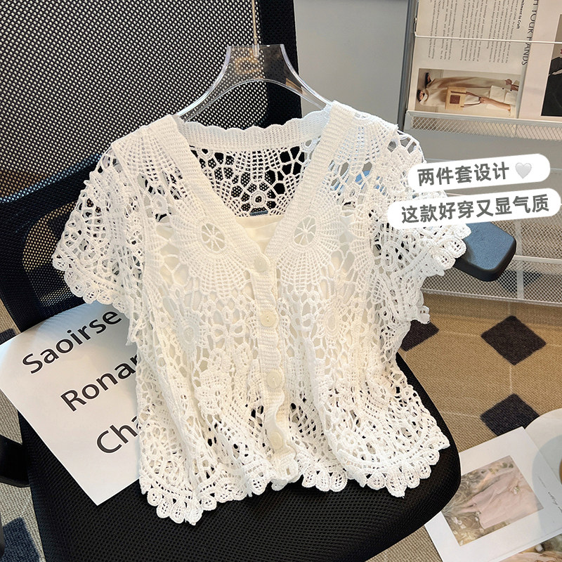 蕾丝镂空短袖衬衫女夏新款透气清凉女士短款针织开 衫吊带两件套