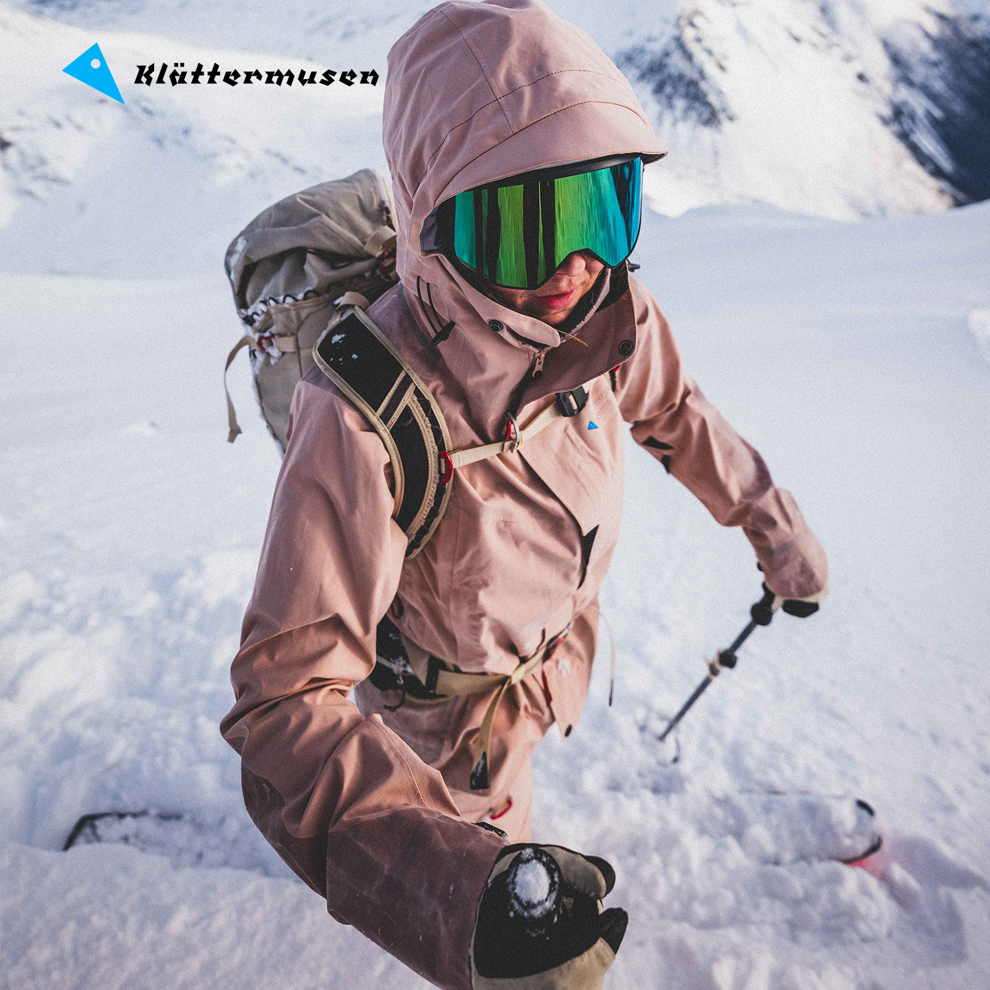 北面冲锋衣真假鉴定：6个核心判断点让你3分钟区分真伪