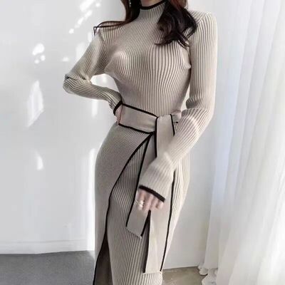 半高领修身绑带连衣裙