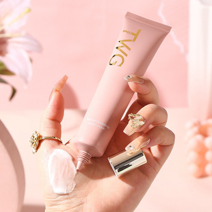 肌肤喝饱水!TWG焕颜露珠水凝露补水保湿轻薄遮瑕奶油肌素颜霜