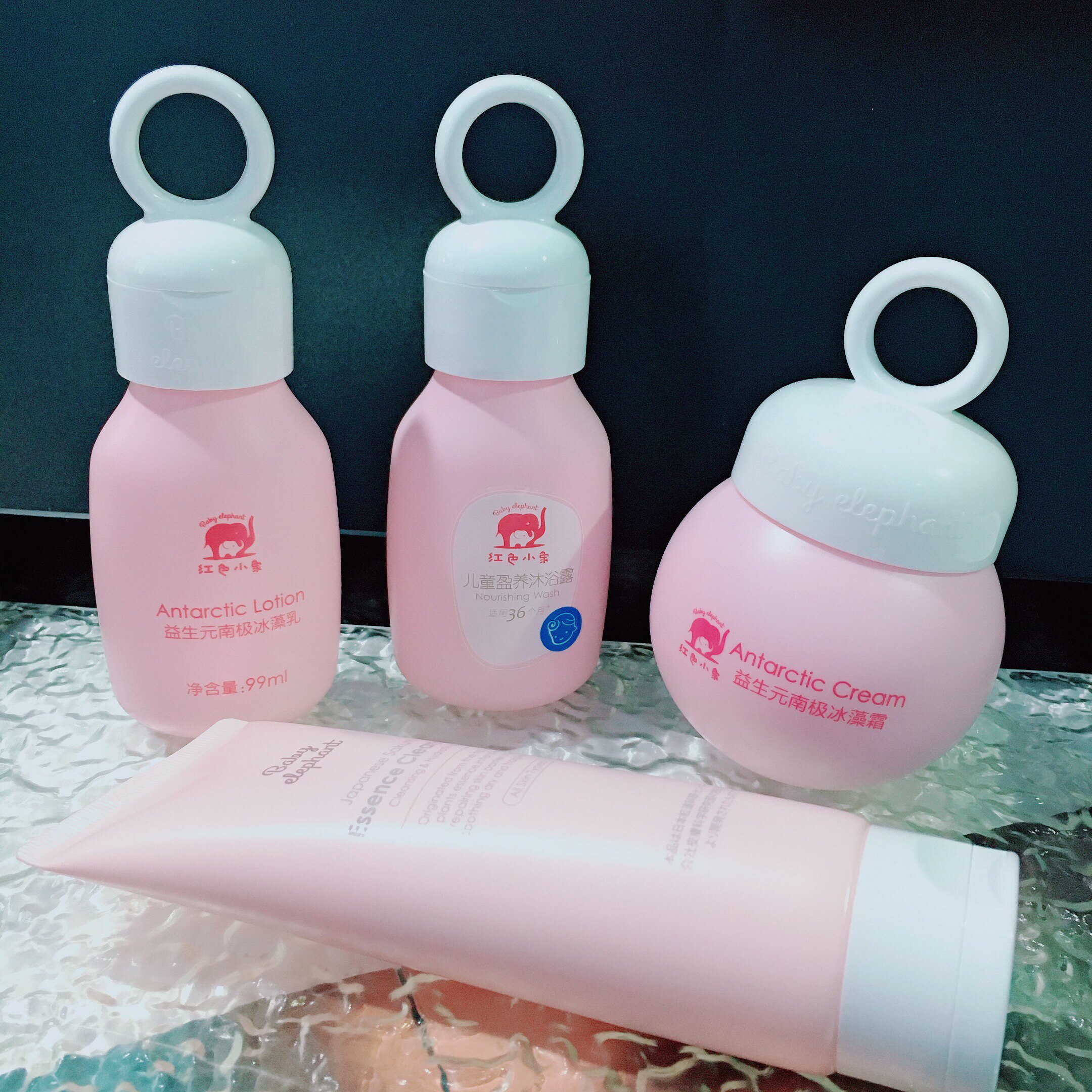 看日期！清仓大跳水~红色小象益生元南极冰藻乳面霜洁面乳沐浴露