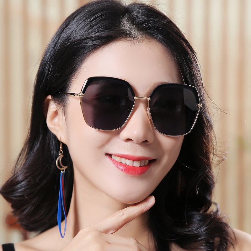 大脸女士ins个性风太阳眼镜