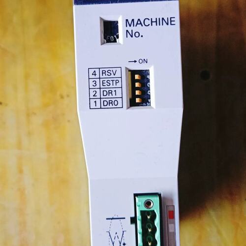 议价C200HW-DRM21-Ⅴ1 有一只28O，拆可维修