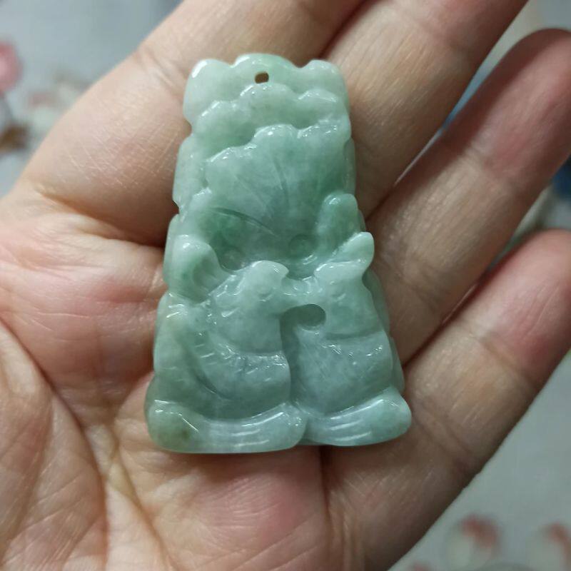 131天然翡翠吊坠飘花荷叶鸳鸯牌如意莲叶牌卡45X30mm左右满48包邮