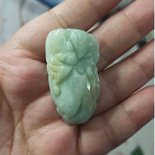 翡翠雕刻件手把件飘花蝙蝠如意