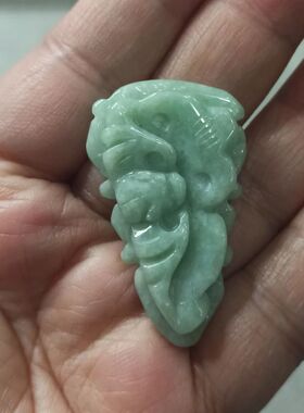 40缅甸天然翡翠吊坠雕刻件手把件飘花蝙蝠如意福瓜福寿卡40X24mm