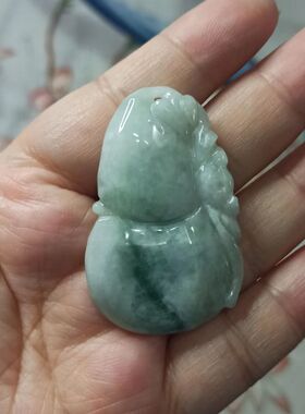 天然翡翠吊坠雕刻件手把件葫芦