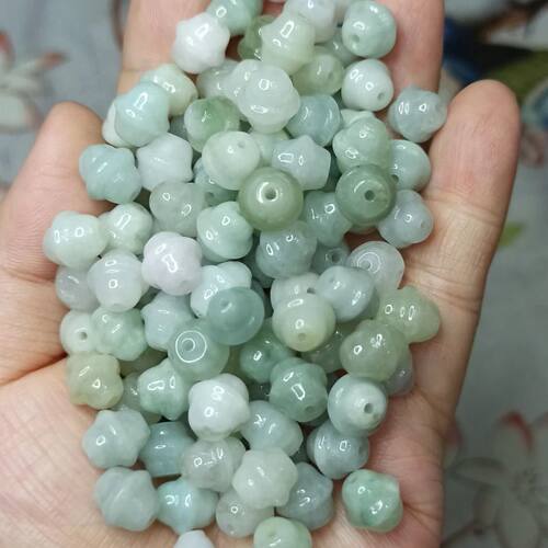 天然翡翠铃铛通孔清爽绿白珠