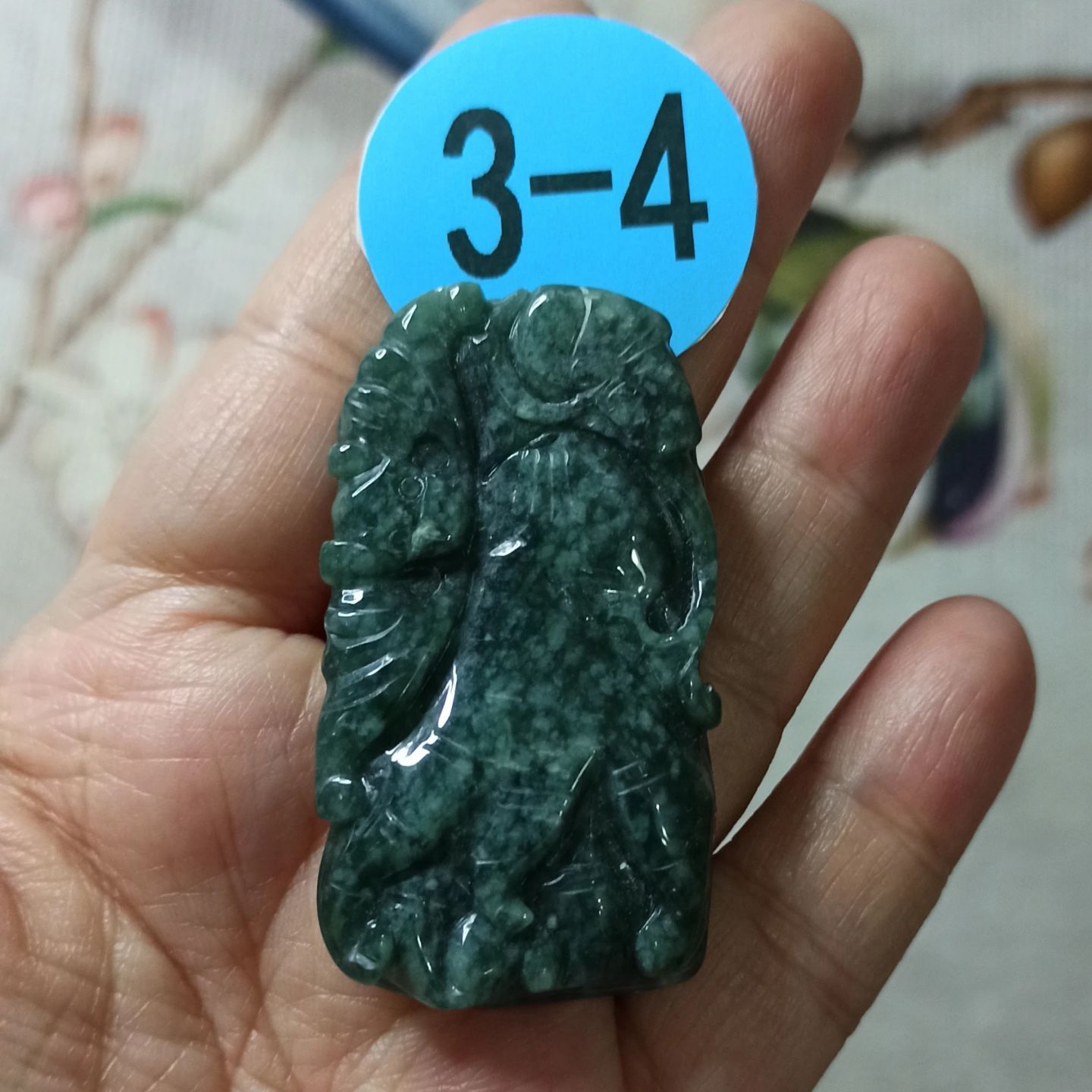 408天然翡翠飘花吊坠雕刻件手把件危料佛手人参人生如意卡52X28mm