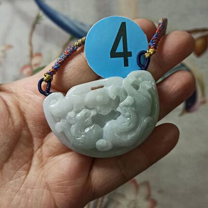 346缅甸天然翡翠吊坠仿古雕刻凤凰牌卡53X35mm左右飘花满48元包邮
