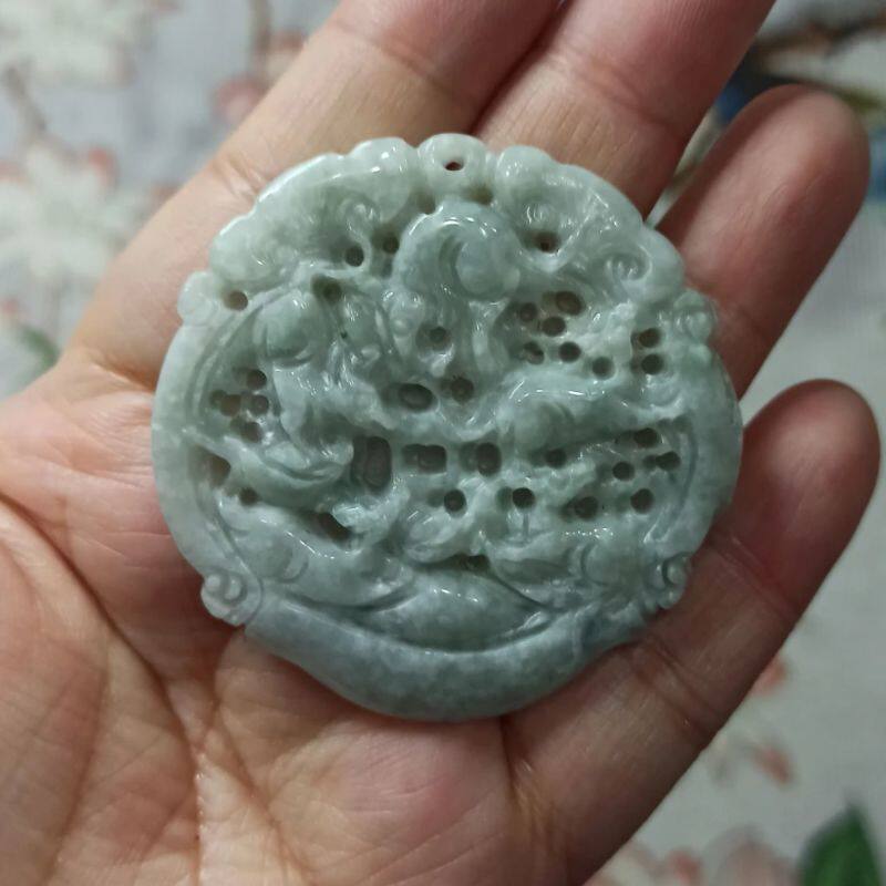 天然翡翠吊坠绿飘花十二生肖鼠图片