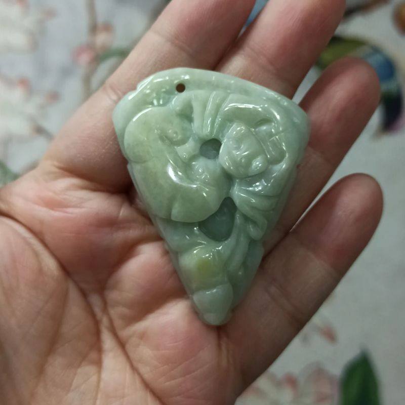 天然翡翠吊坠雕刻件手把件