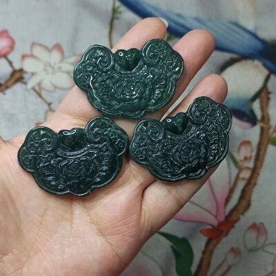 翡翠飘花危料蓝水花开富贵牡丹