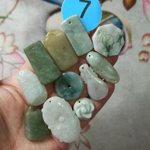 308缅甸天然翡翠特色杂件如意福瓜叶子牌子福袋一组满48元包邮