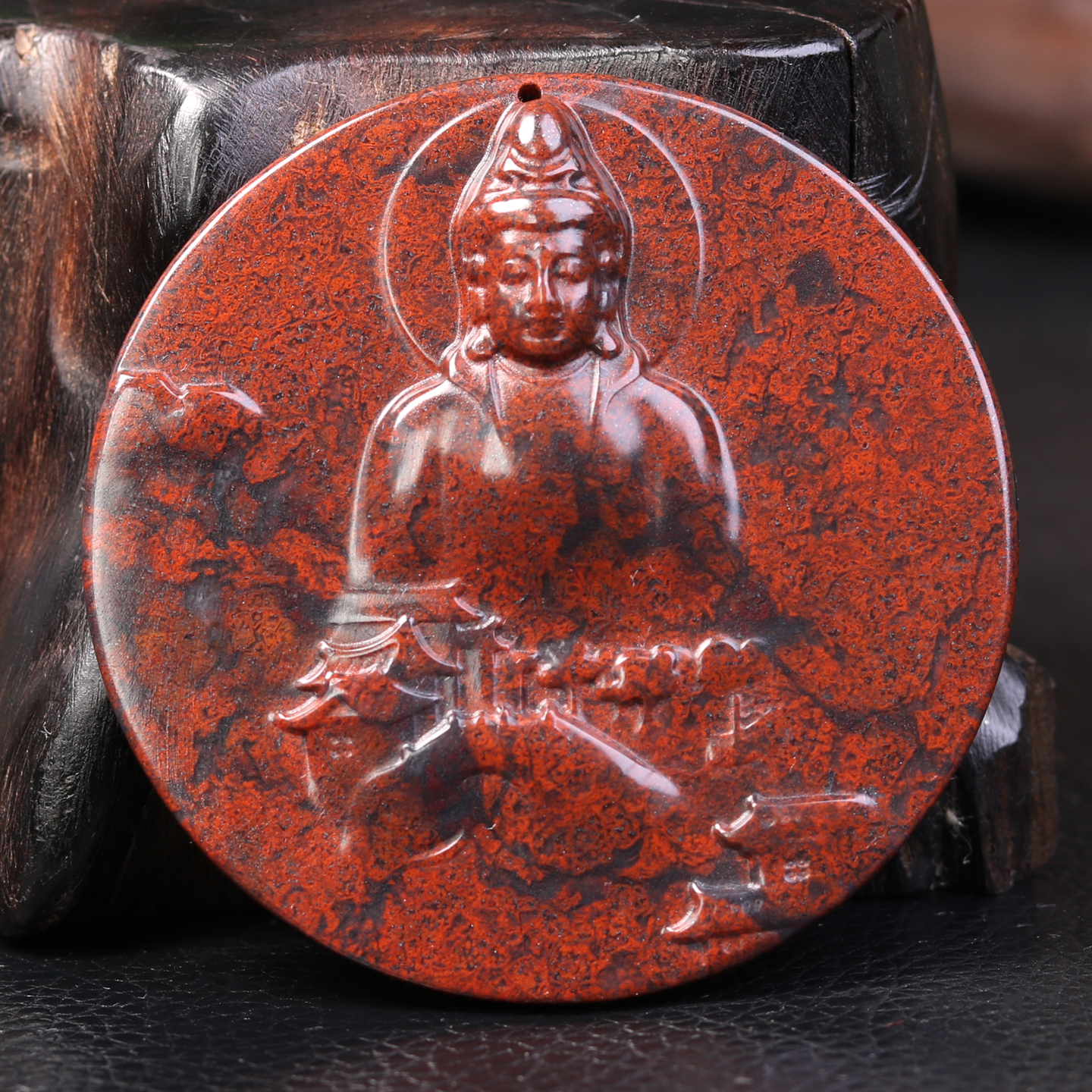 天然鸡血石吊坠桂林鸡血玉吊坠玉石佛牌观音玉坠男女款平安无事牌