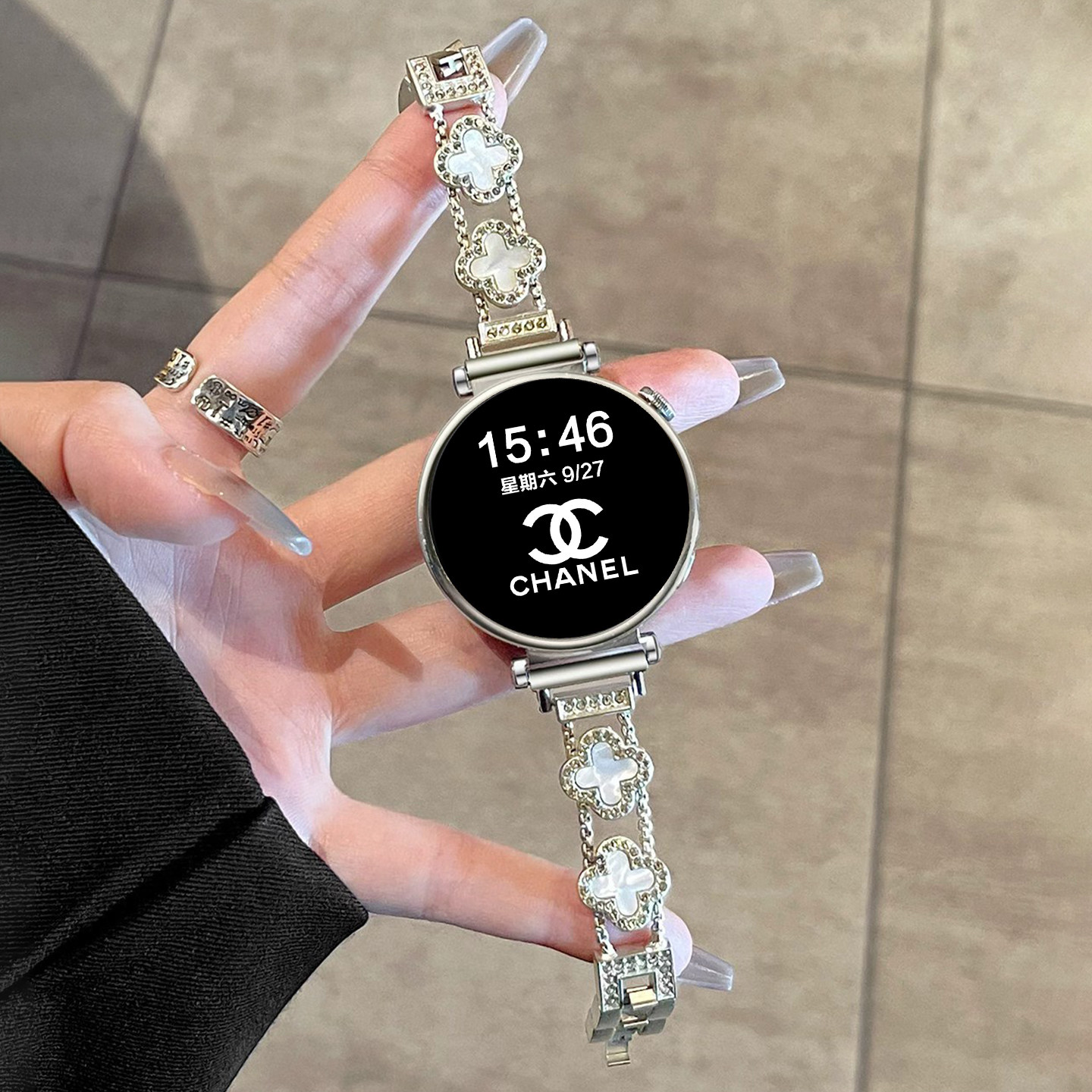 适用华为GT6手表带18mm施华洛四叶草镶钻腕表带GT5运动5pro智能watch5女生GT4夏季41表链42高级感透气
